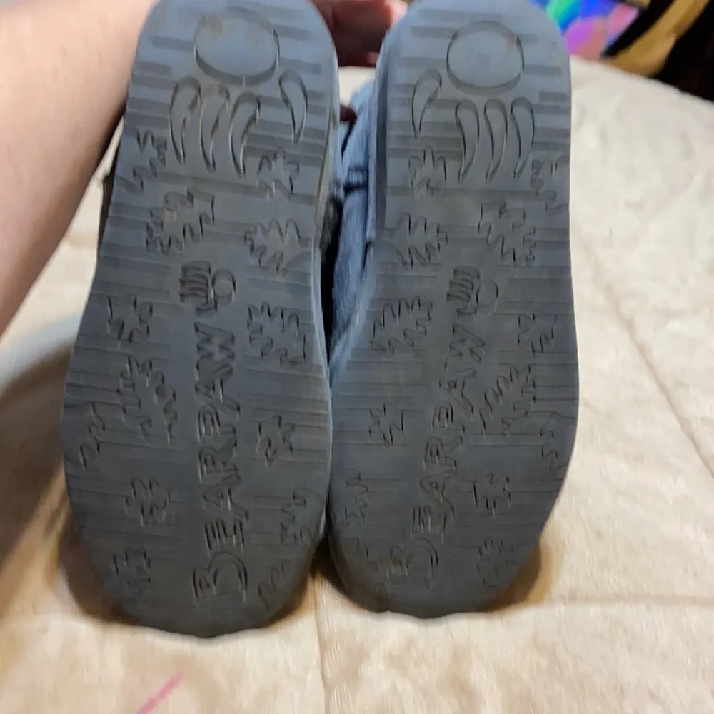 Bear Paw Short gray Leather Boots